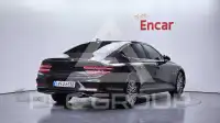 2025 Genesis G80