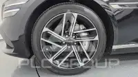 2025 Genesis G80