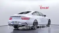 2025 Genesis G80