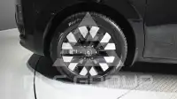2025 Hyundai Staria