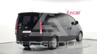 2025 Hyundai Staria