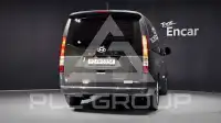 2025 Hyundai Staria