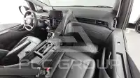 2025 Hyundai Staria