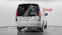 2025 Hyundai Staria