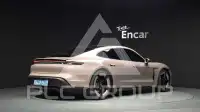 2025 Porsche Taycan