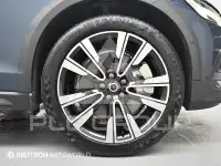 2025 Volvo V60