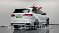 2026 BMW X5M