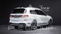 2026 BMW X7M