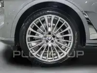 2026 BMW X7