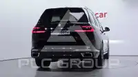 2026 BMW X7M