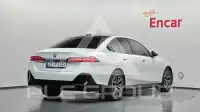 2026 BMW 523M
