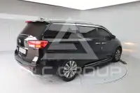 2017 KIA Carnival