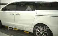 2017 KIA Carnival