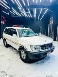 2001 Toyota LAND CRUISER