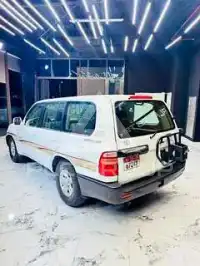2001 Toyota LAND CRUISER