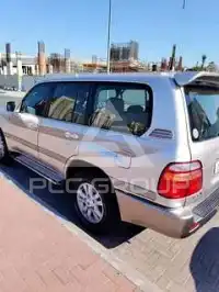 2001 Toyota LAND CRUISER