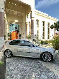 2004 BMW 320