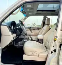 2010 Mitsubishi PAJARO
