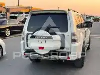 2010 Mitsubishi PAJARO