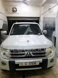 2011 Mitsubishi PAJARO