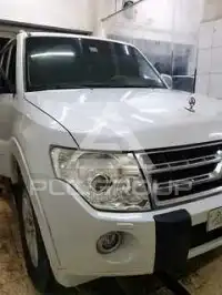 2011 Mitsubishi PAJARO