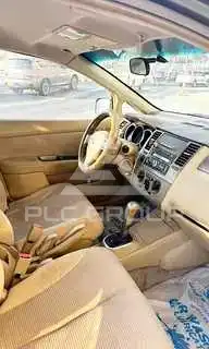 2012 Nissan Tiida
