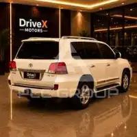 2012 Toyota LAND CRUISER
