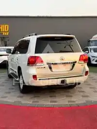 2012 Toyota LAND CRUISER