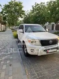 2012 Toyota LAND CRUISER