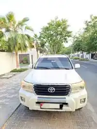 2012 Toyota LAND CRUISER