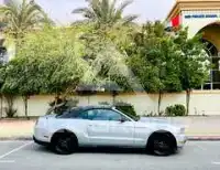 2012 Ford MUSTANG