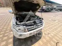 2013 Mitsubishi PAJARO