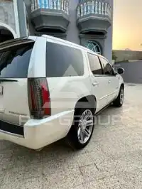 2013 Cadillac ESCALADE