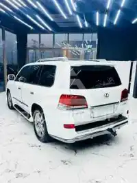 2013 Lexus LX