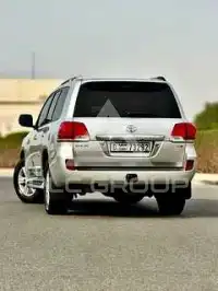 2013 Toyota LAND CRUISER