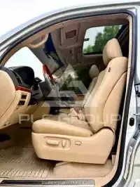 2013 Toyota LAND CRUISER