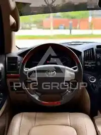 2013 Toyota LAND CRUISER