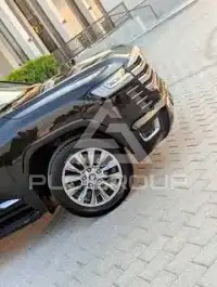 2013 Toyota LAND CRUISER