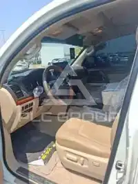 2013 Toyota LAND CRUISER