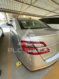 2013 Ford TAURUS