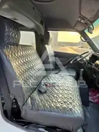 2014 Mitsubishi L300