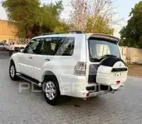 2014 Mitsubishi PAJARO