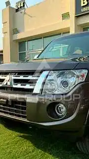 2014 Mitsubishi PAJARO