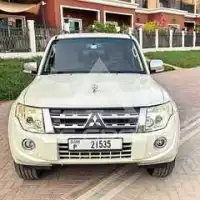 2014 Mitsubishi PAJARO