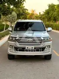 2014 Toyota LAND CRUISER