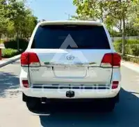 2014 Toyota LAND CRUISER