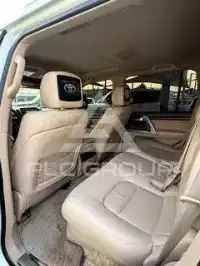 2014 Toyota LAND CRUISER
