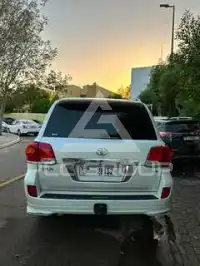 2014 Toyota LAND CRUISER