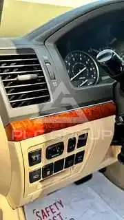 2014 Toyota LAND CRUISER