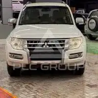 2015 Mitsubishi PAJARO